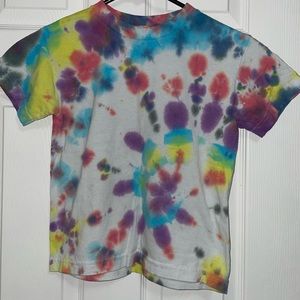Juniors L tie dye cropped T-shirt